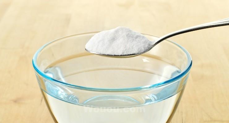 Crema di bicarbonato per pulire
